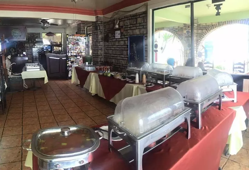 Hotelli La Cueva Del Pirata