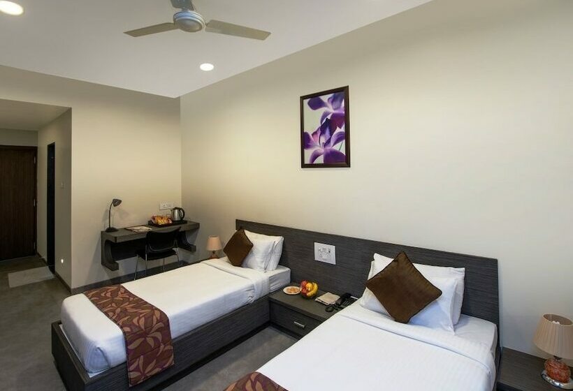 Hotel New Leaf Achillea Chakan