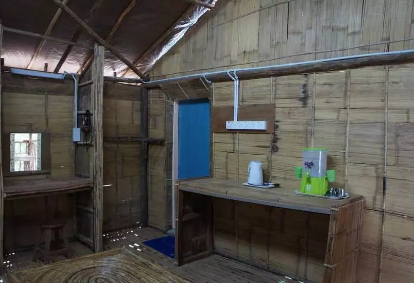 ホテル Rain Forest Inn