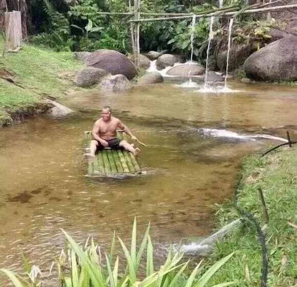 ホテル Rain Forest Inn