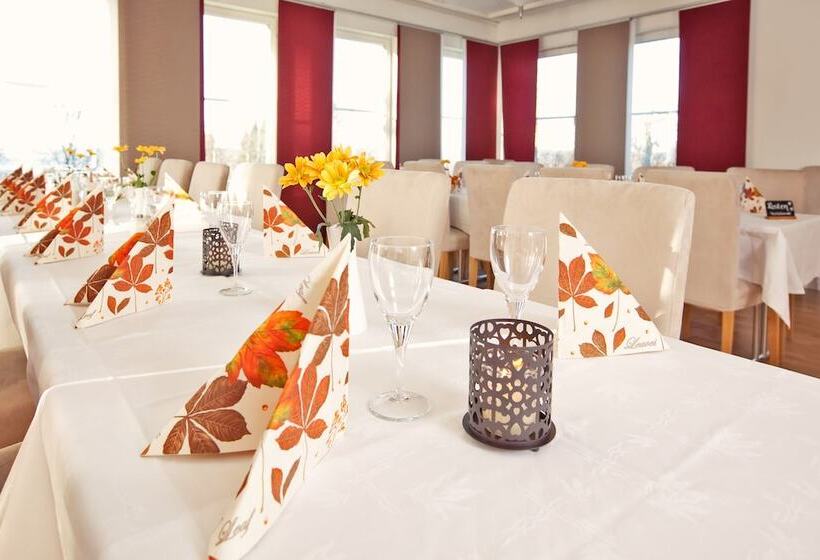 فندق Söråkers Herrgård