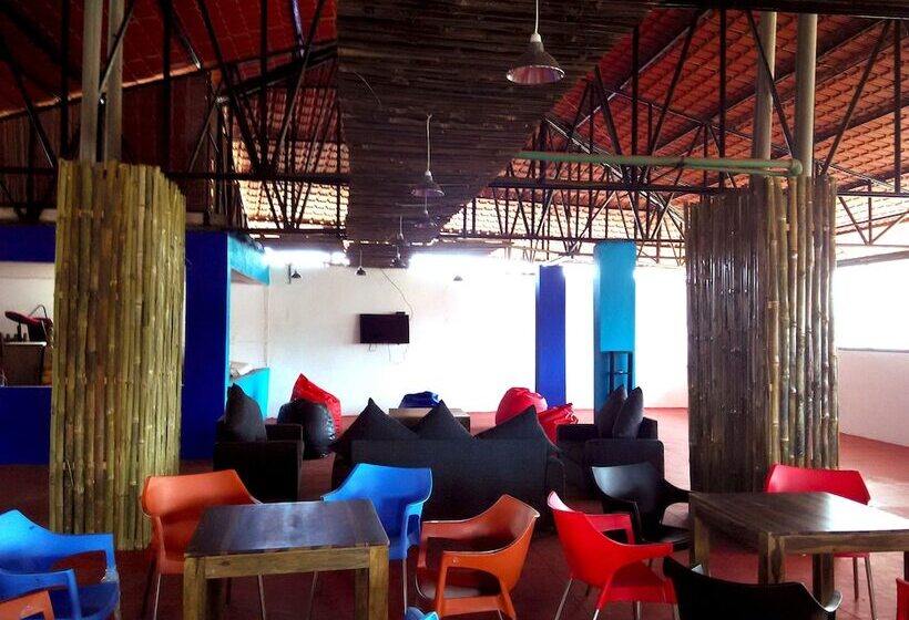 فندق Vedanta Wake Up   Coorg, Madikeri Town Center