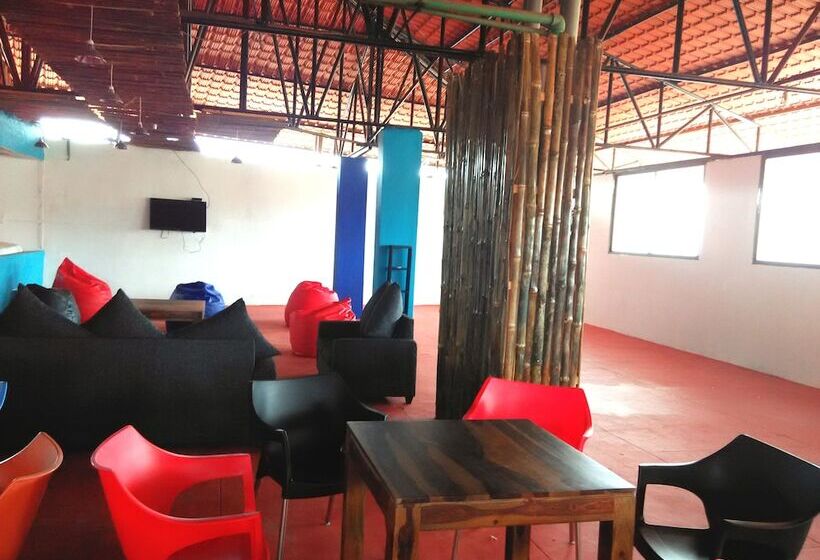 فندق Vedanta Wake Up   Coorg, Madikeri Town Center