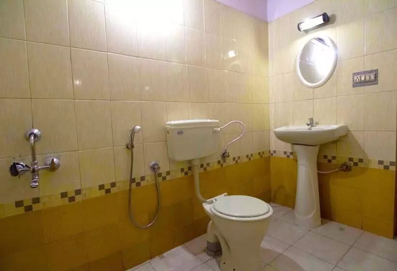 Hotelli Vedanta Wake Up   Coorg, Madikeri Town Center