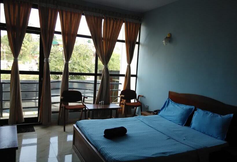 فندق Vedanta Wake Up   Coorg, Madikeri Town Center