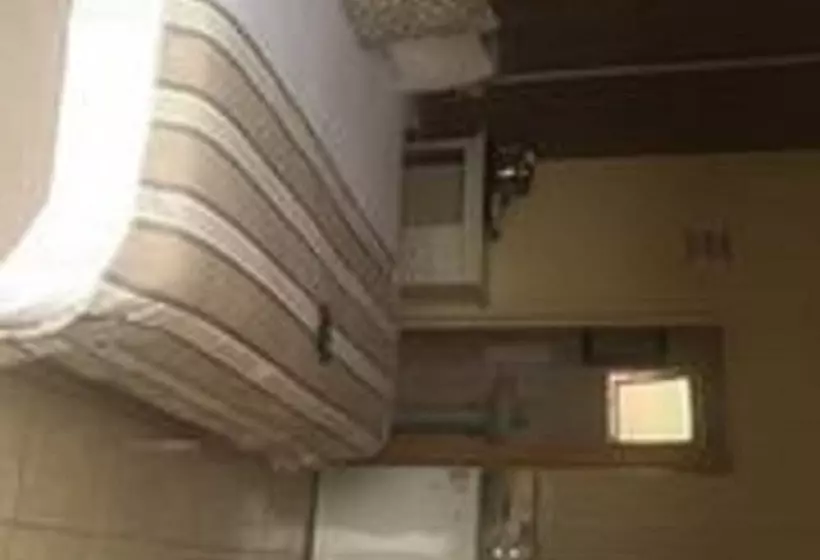 پانسیون Llzz Boutique Lodge