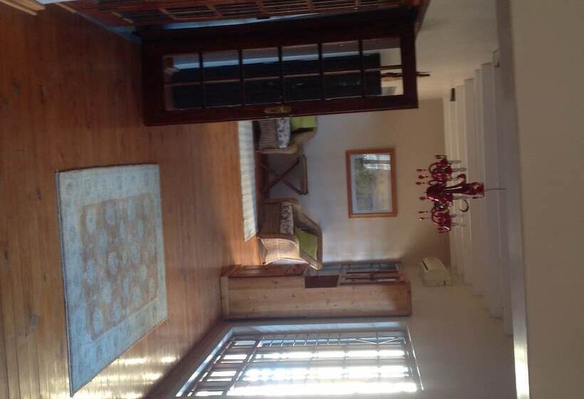 Пансион Utopia Guest House