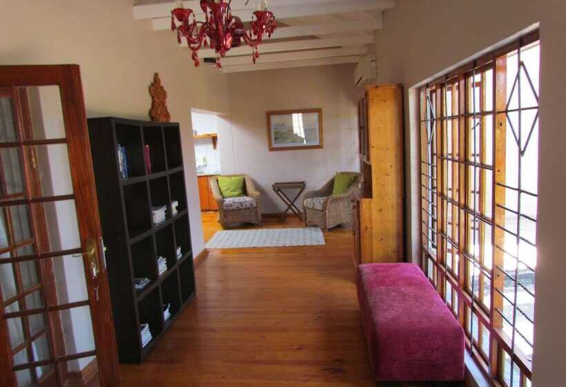 Пансион Utopia Guest House