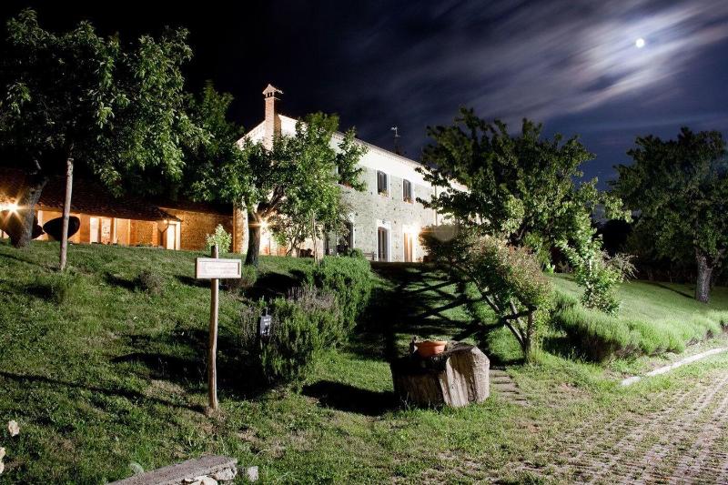 La Rosa Nel Bicchiere