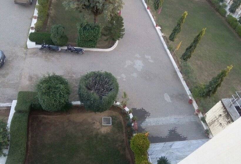 Antariksh Hotel & Resorts