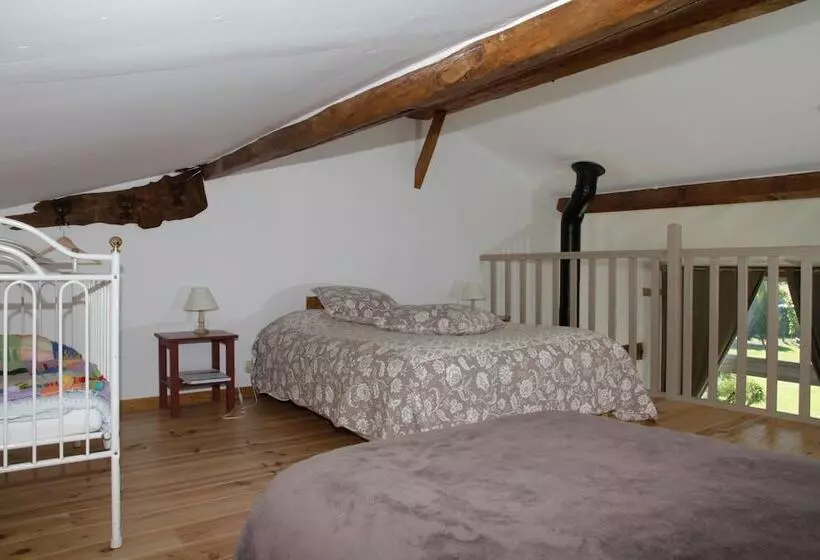 Aamiaismajoitus (B&B) La Grange De Briac