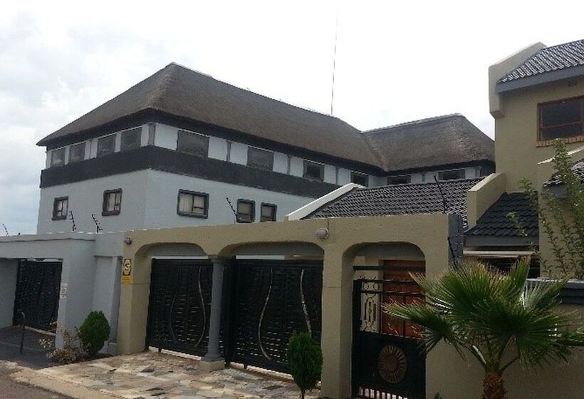 Bed & Breakfast Stiba Guest House