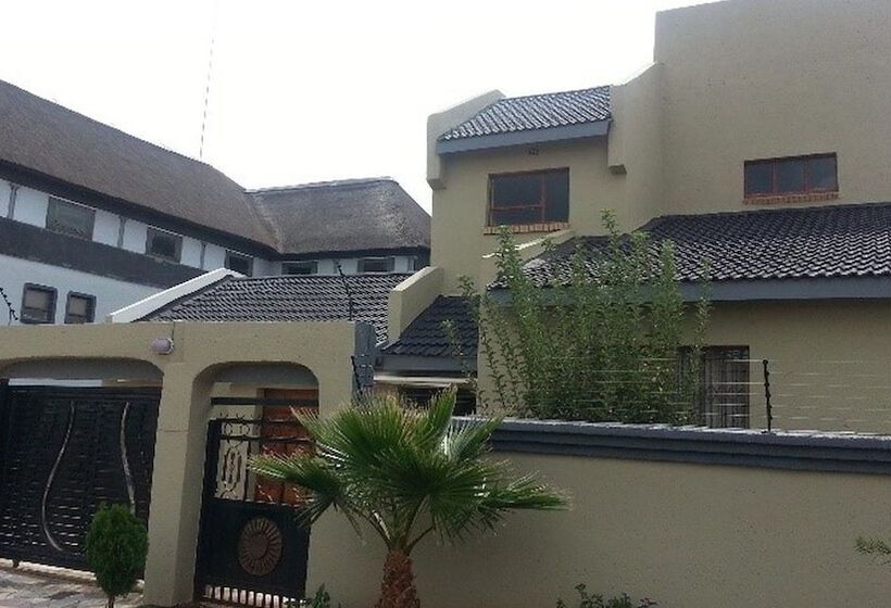 Bed & Breakfast Stiba Guest House