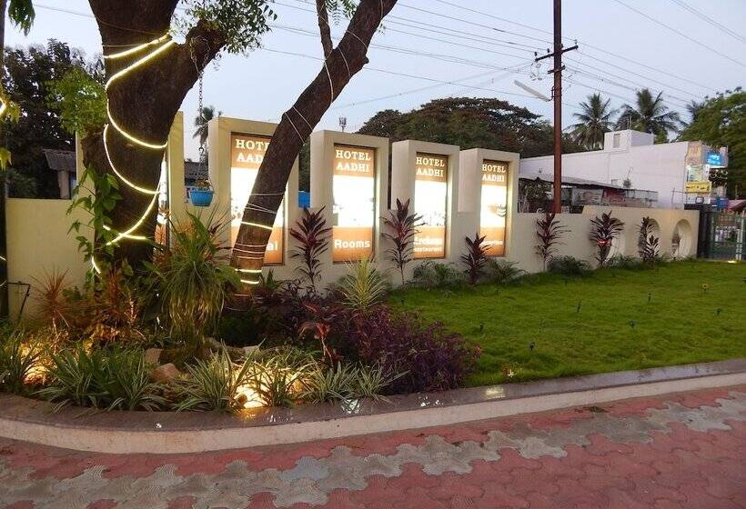 Hotell Aadhi