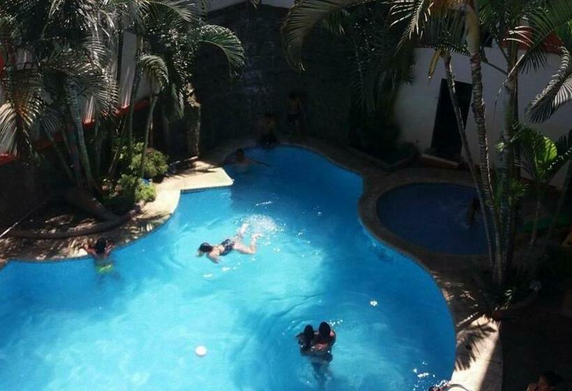 Hotel Arena Caliente