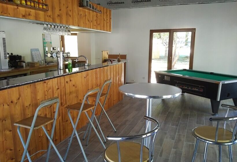 בית מלון כפרי Camping Du Villard