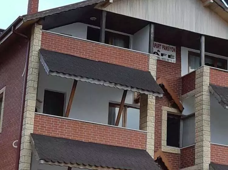 ホテル Cebeci Kutlu Apart