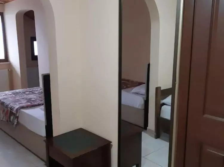 ホテル Cebeci Kutlu Apart