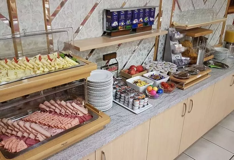 Hotelli Gasthof Zur Sonne