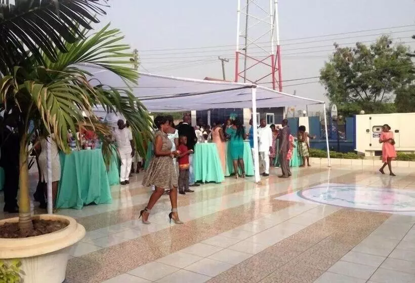 Hotelli His Royal Vico