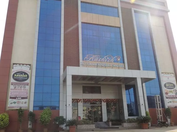 ホテル Kashish International