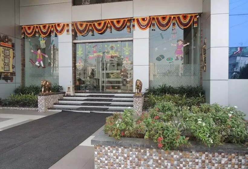 ホテル Kashish International