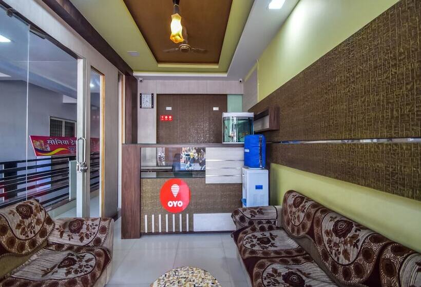 酒店 Kavita Inn By Oyo Rooms