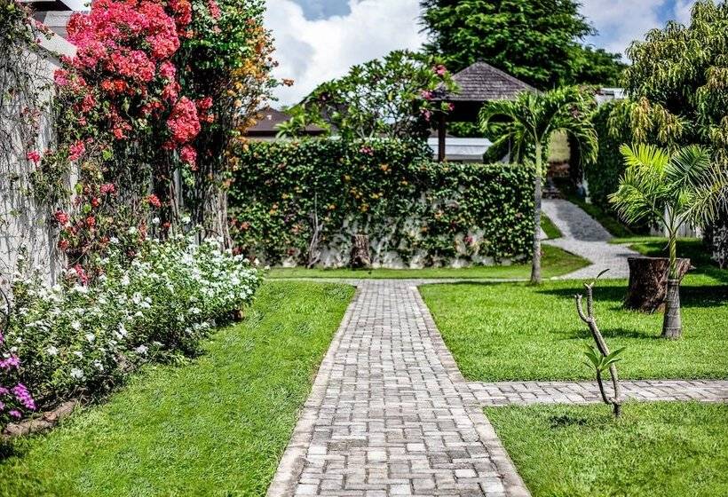 酒店 Kokomo Resort Gili Gede