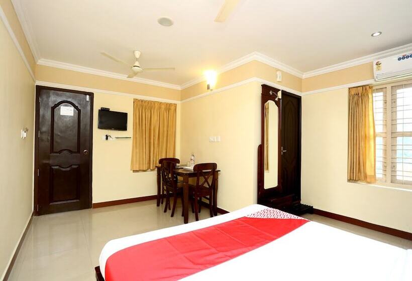 Hotel Krishna Regency