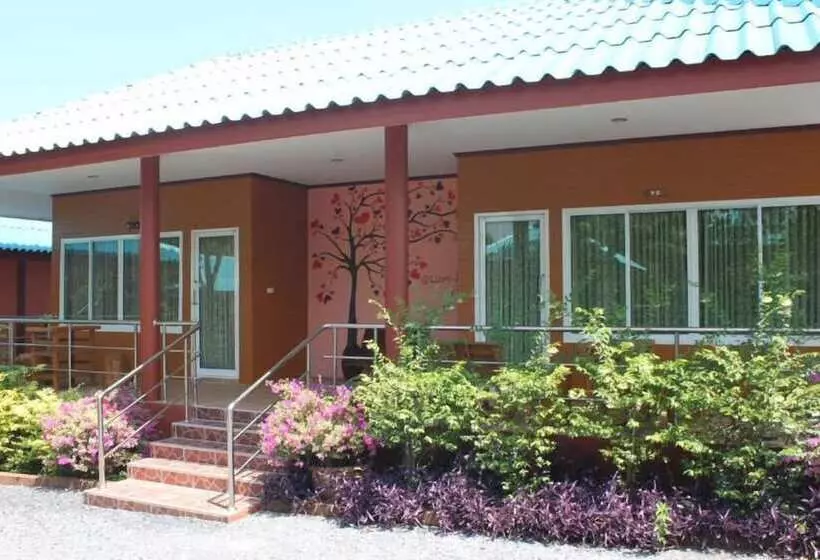 Hotelli Lamtong Resort