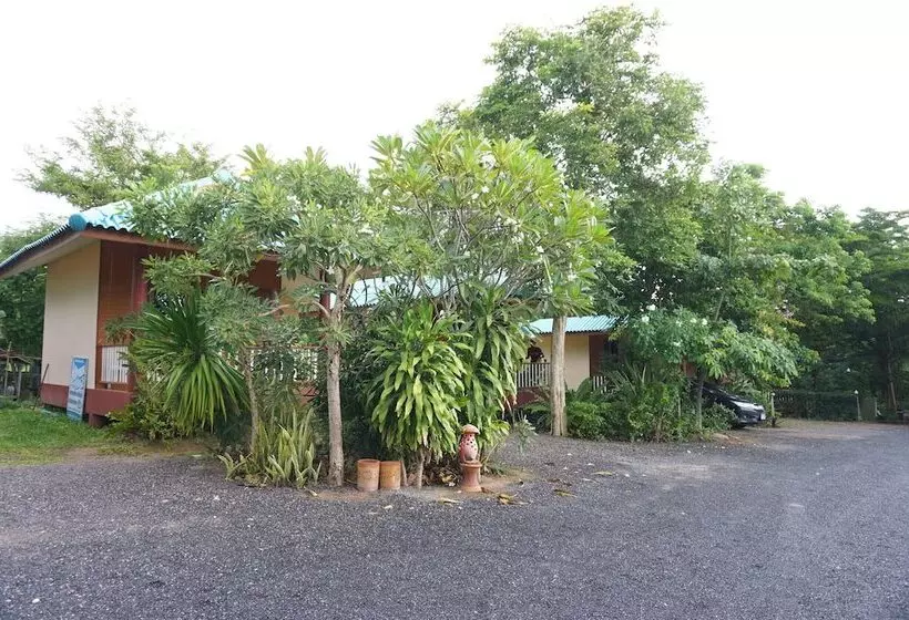 Hotelli Lamtong Resort