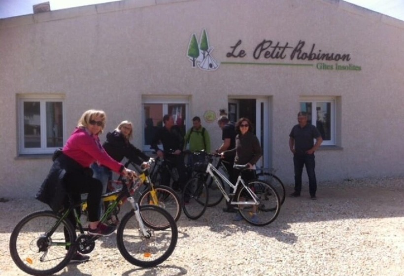 Отель Le Petit Robinson