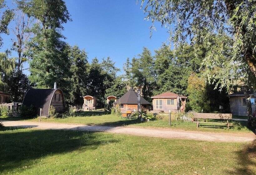 Отель Le Petit Robinson