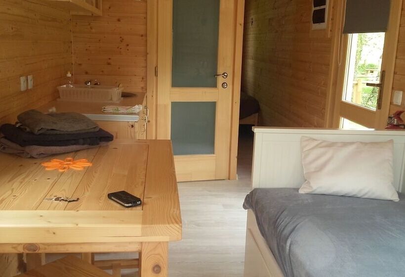 Отель Le Petit Robinson