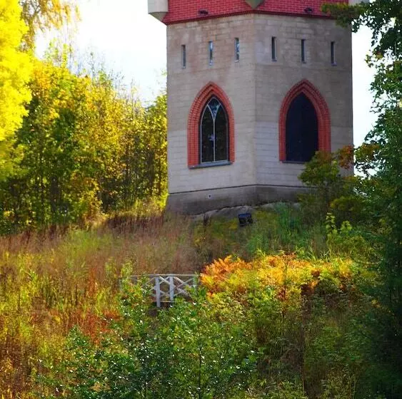 ホテル Mustion Linna