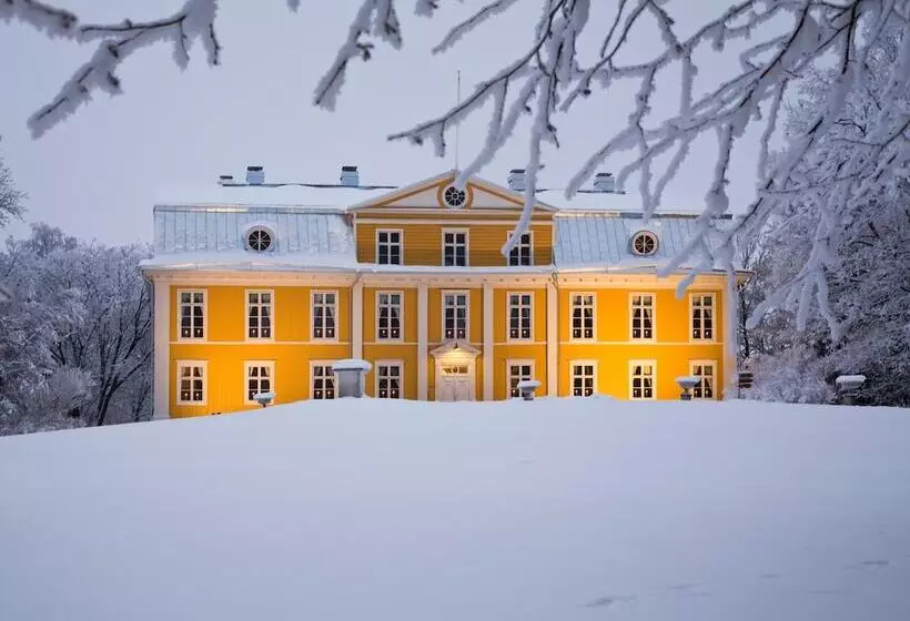 ホテル Mustion Linna