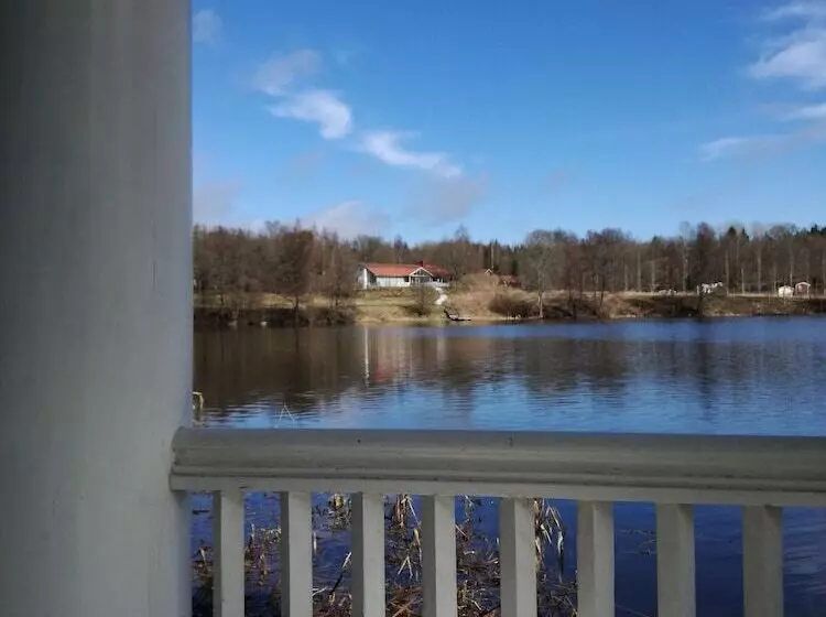 ホテル Mustion Linna