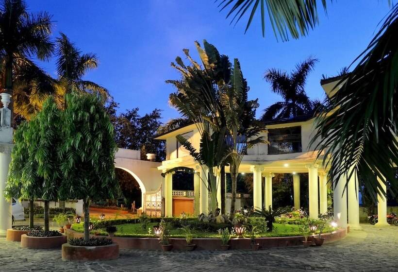 Hotel Regenta Camellia Resort & Spa