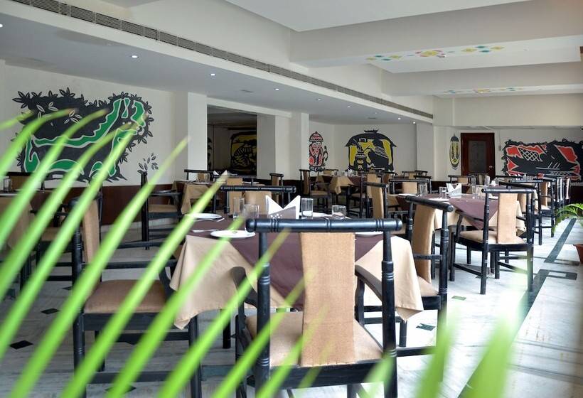 Hotel Regenta Camellia Resort & Spa