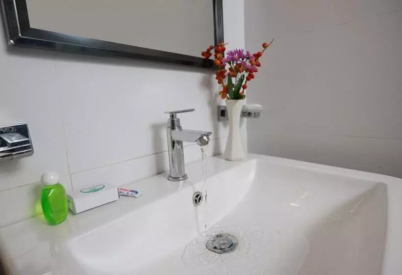 ホテル Riverdale Breeze