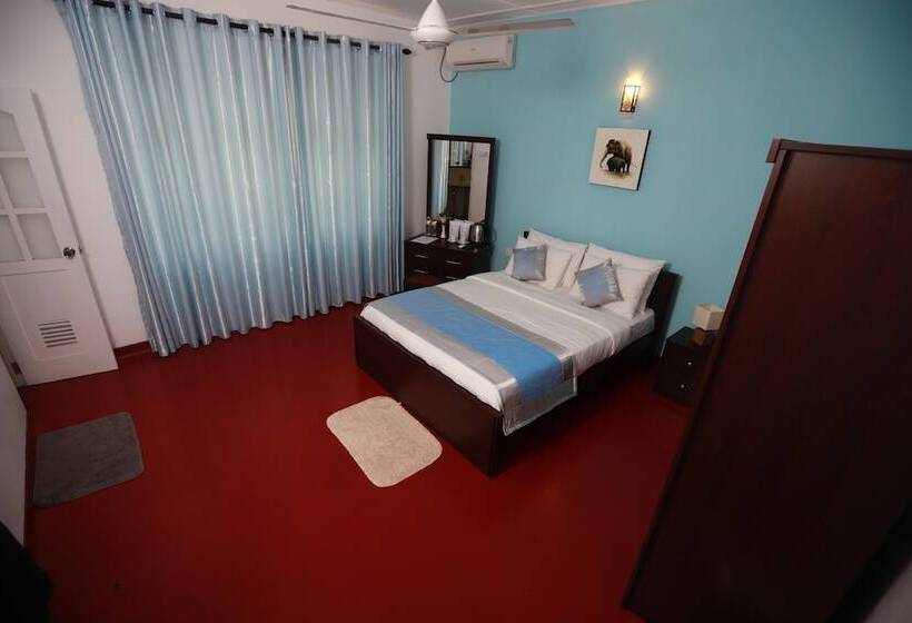 ホテル Riverdale Breeze