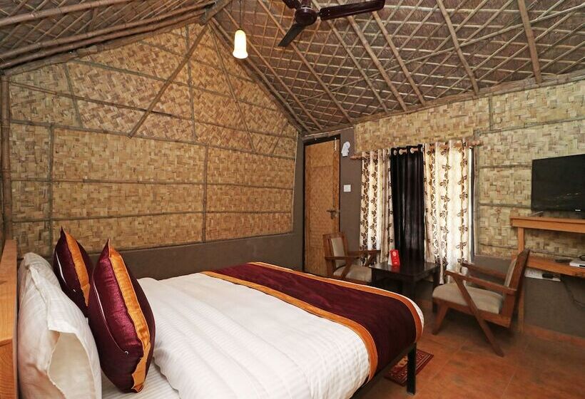 בית מלון כפרי The Gharonda Hut By Oyo Rooms