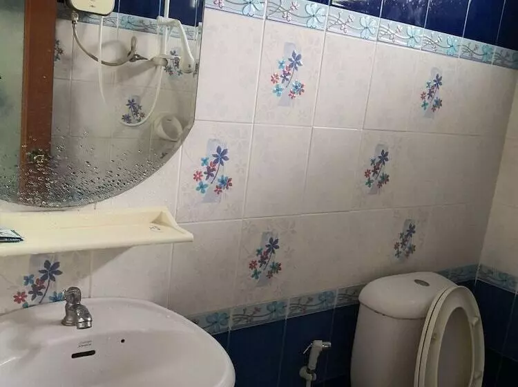 Turfan Hotel And Tigger Park