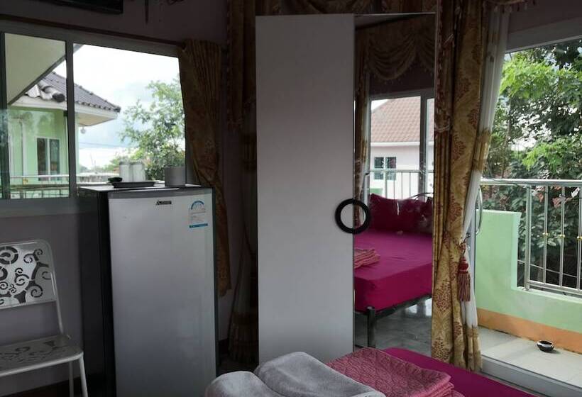 Turfan Hotel And Tigger Park