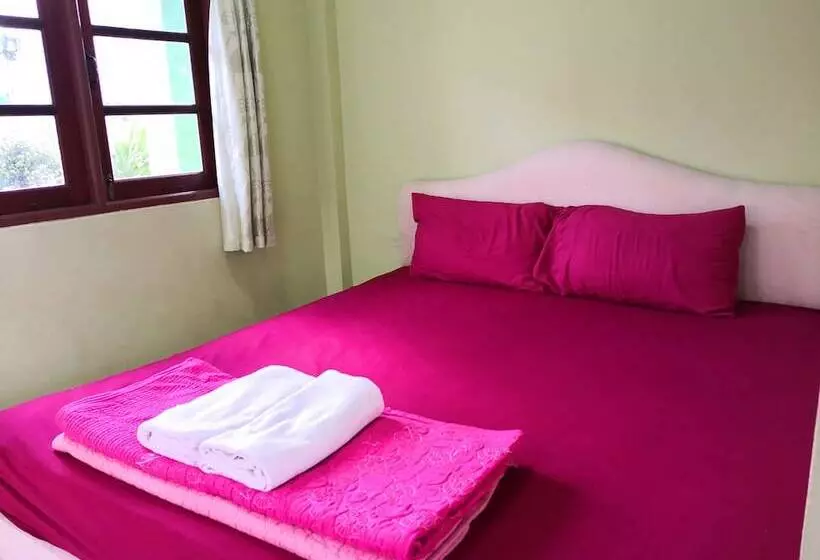 Turfan Hotel And Tigger Park