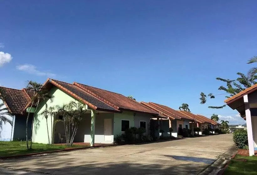 Hotelli Vj Villa & Container Stay