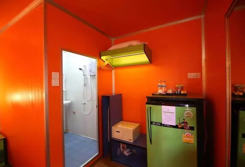 Hotelli Vj Villa & Container Stay