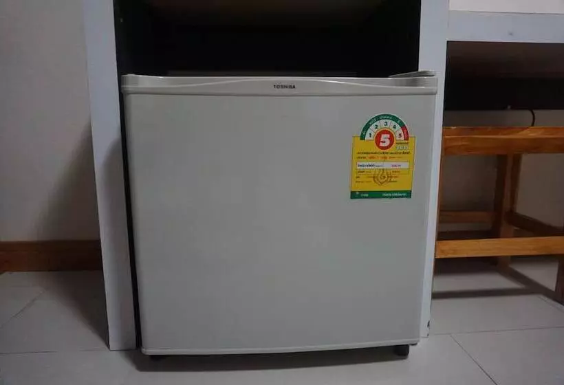 ホテル Wetsawat Place