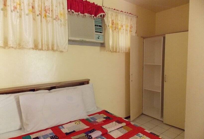 Pension Baluarte De Argao Beach Resort