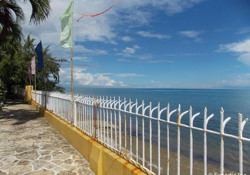 Pension Baluarte De Argao Beach Resort